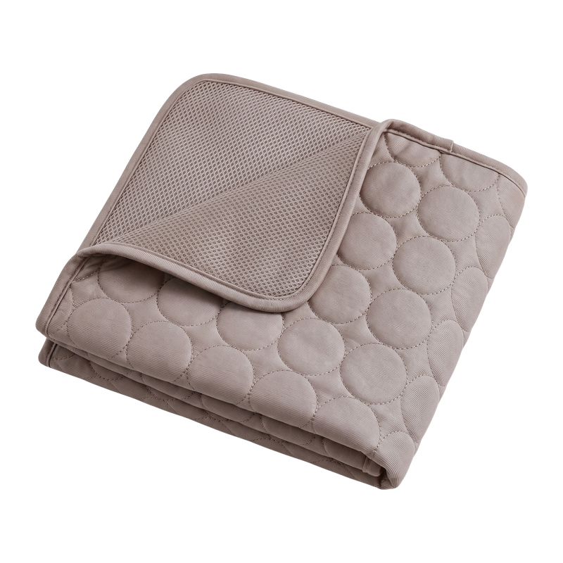 MatzC Cooling Mat in Brown